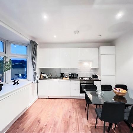 Prime Location Camden Luxury Apt Sleeps 6 ลอนดอน ภายนอก รูปภาพ