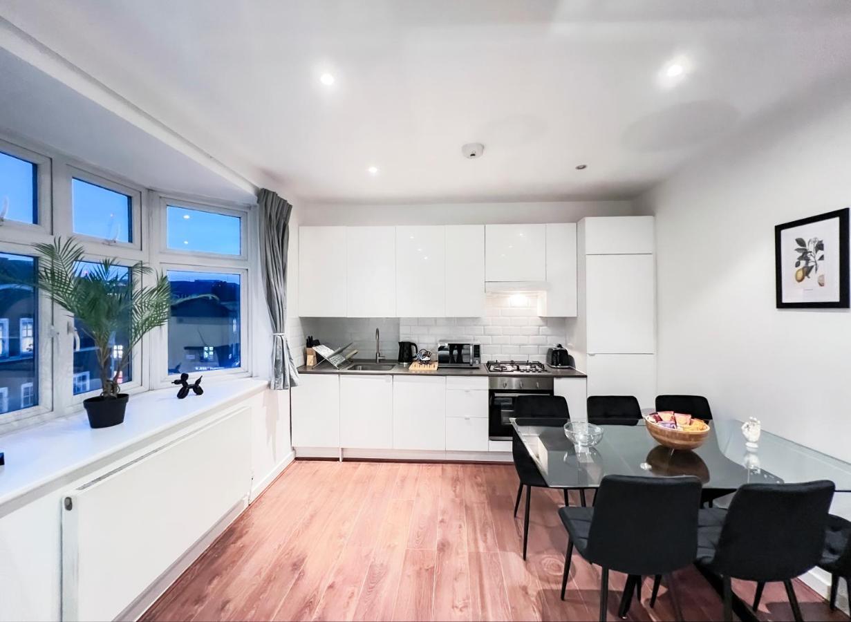 Prime Location Camden Luxury Apt Sleeps 6 ลอนดอน ภายนอก รูปภาพ